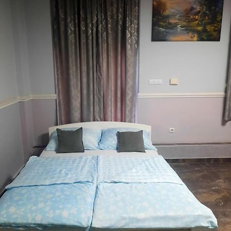 Apartments Royal Menex Pozarevac Bilik gambar