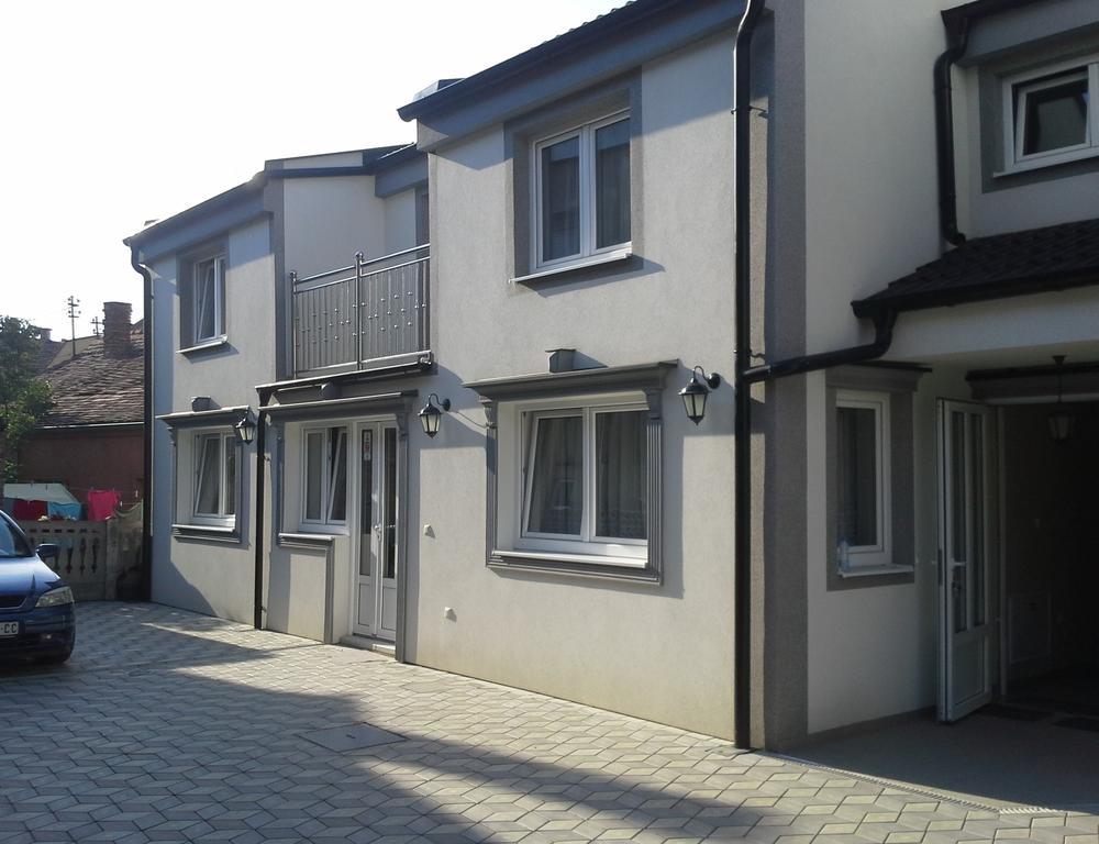 Apartments Royal Menex Pozarevac Luaran gambar