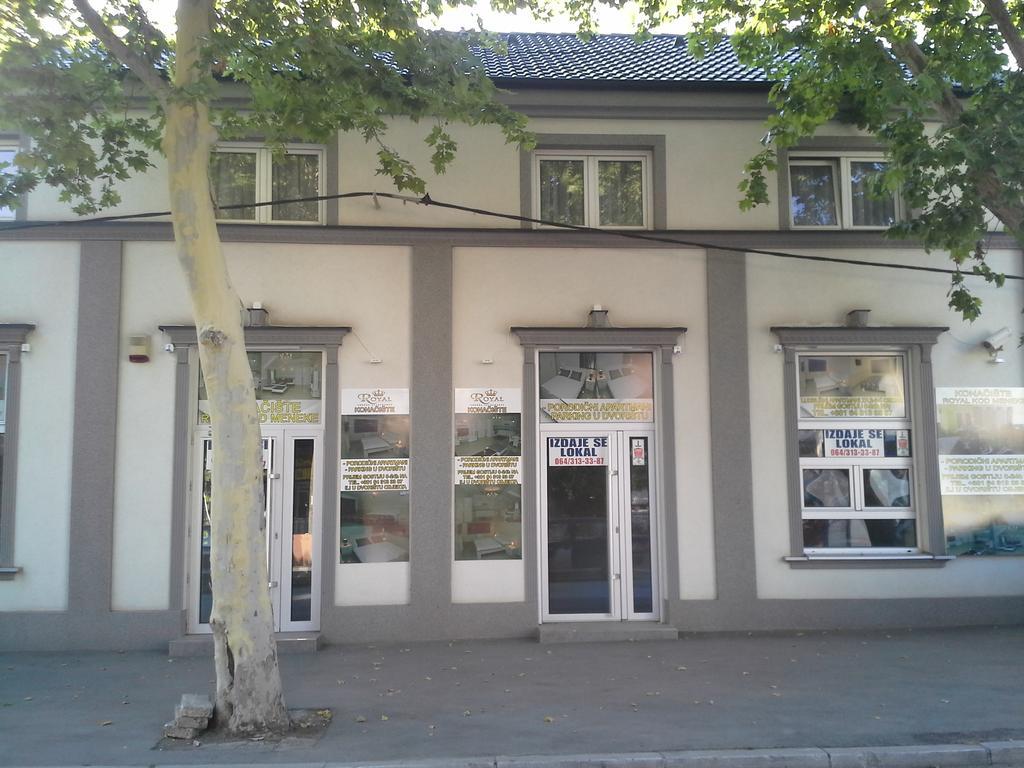 Apartments Royal Menex Pozarevac Luaran gambar